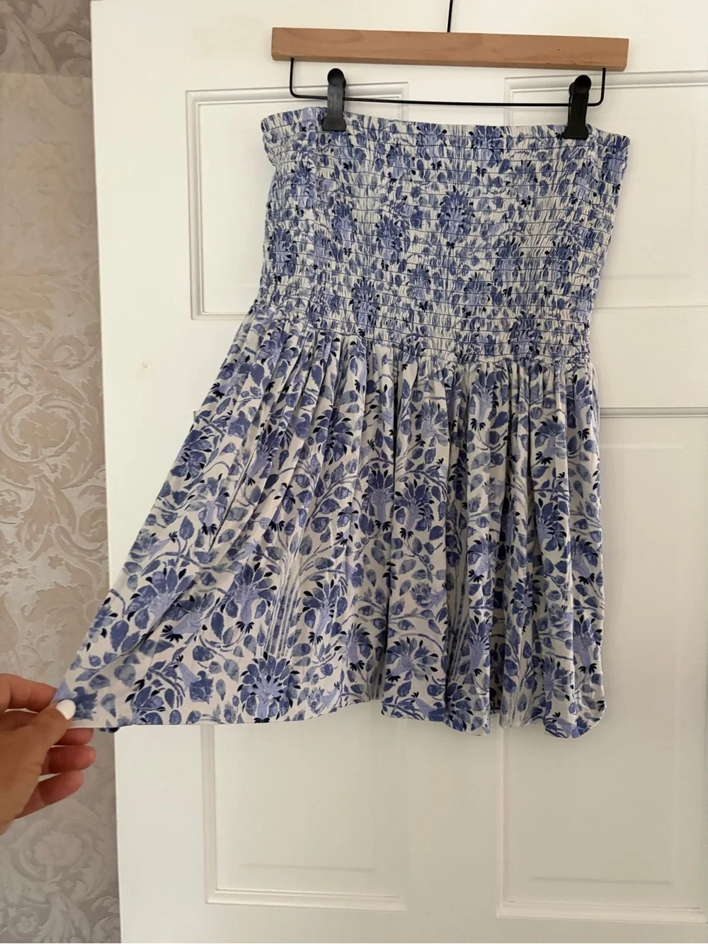 Tory Burch lightweight strapless